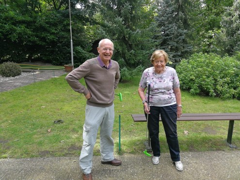 Juniorsgroep - minigolftornooi - met Lieve Van Santvliet (medestichtster van de Juniorsgroep)