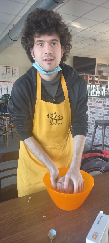 Wijzersterk brood kneden